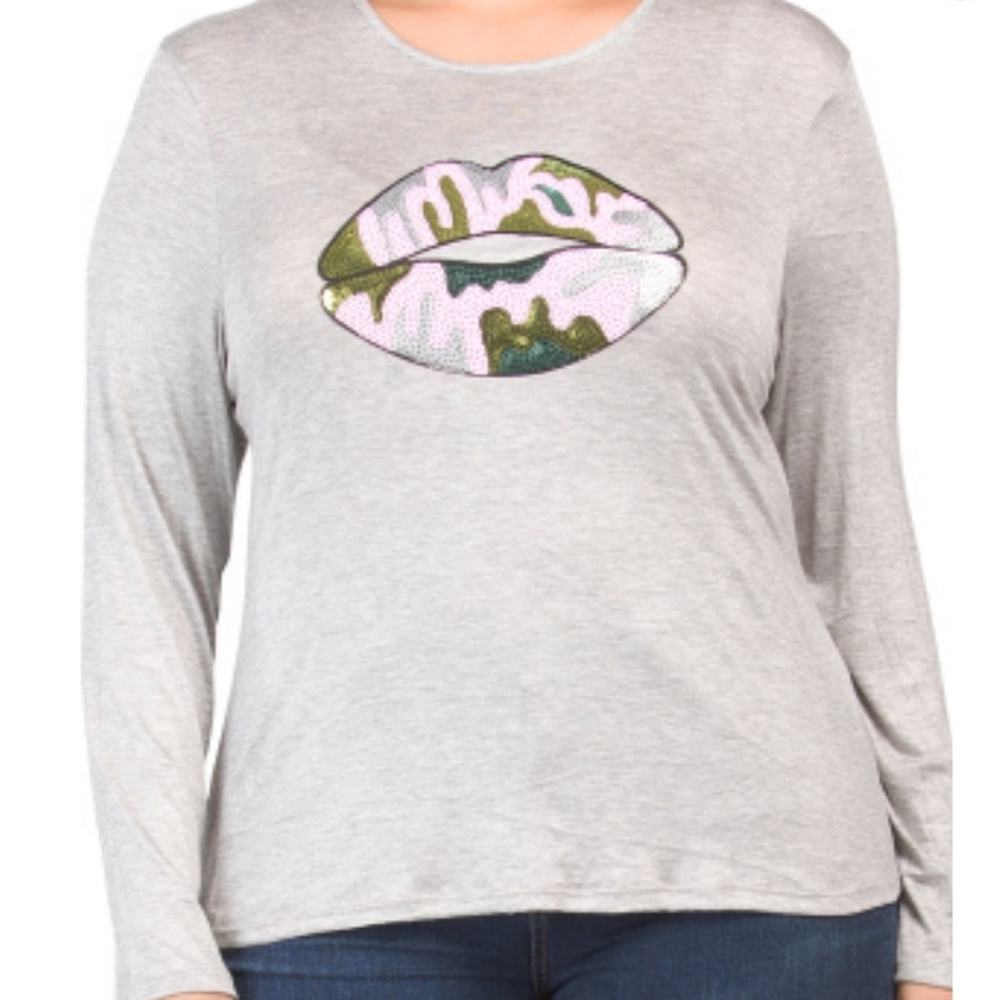 NWOT Melissa Masse Long Sleeve Tshirt Sequin Lips